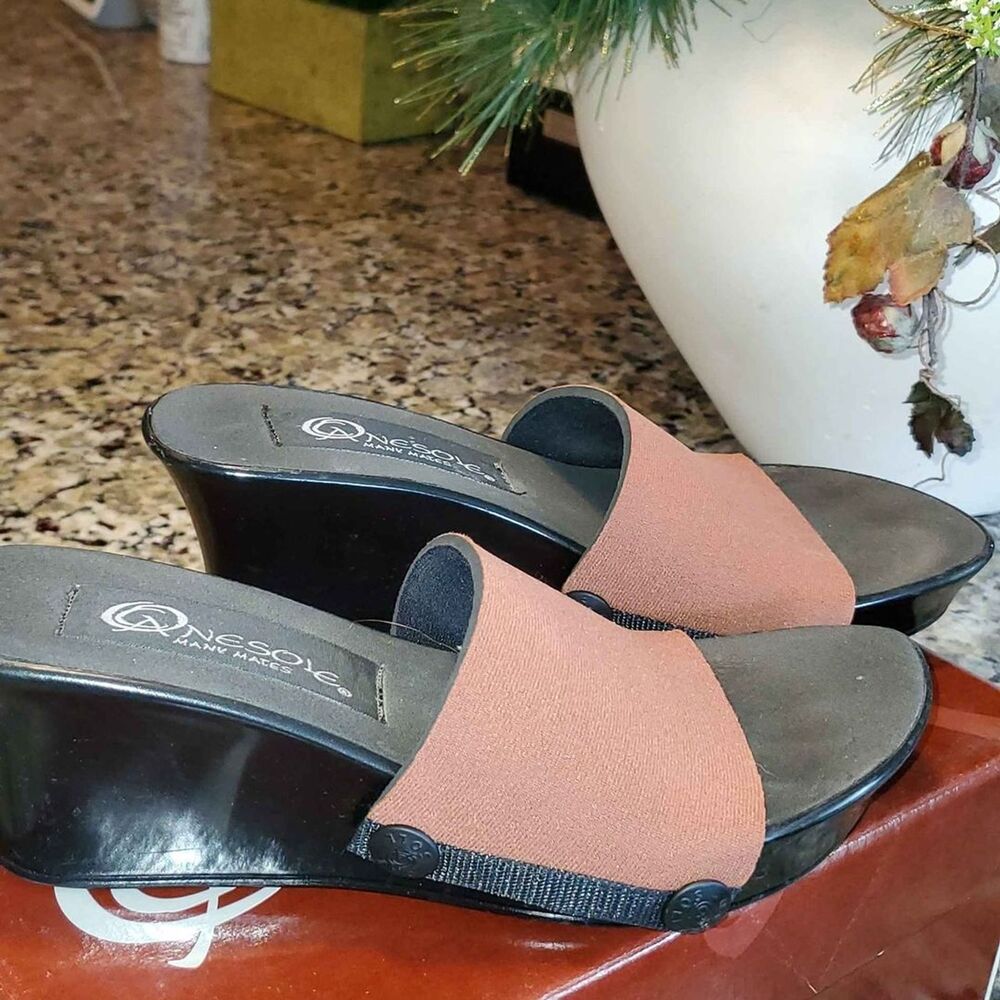 OneSole Shoes with Attachments - Women's Size 7